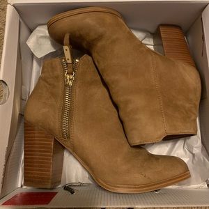 Aldo tan brown booties